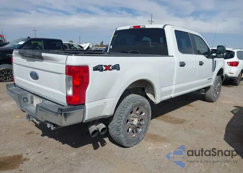 2018 Ford F-250 Xl z USA, uszkodzony, nr VIN 1FT7W2BT5JEB49461